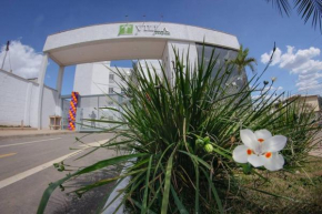 Apartamento condomineo portaria 24 hrs com lazer
